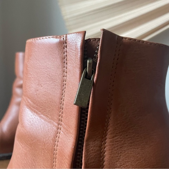 Women’s Brown Leather Heeled Boots - Picture 5 of 12